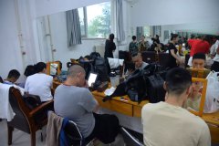 向人民解放军致敬！ 青岛演艺集团京剧院赴部队慰问演出