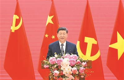 【人民日报】习近平同越共中央总书记苏林、越南国家主席梁强共同会见中越人民大联欢活动代表